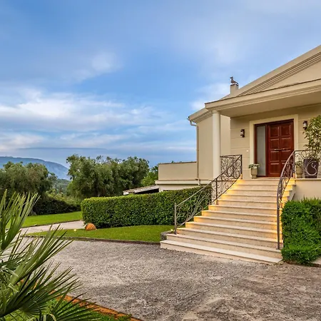 Villa Crystal