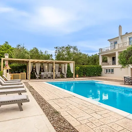 Crystal Villa