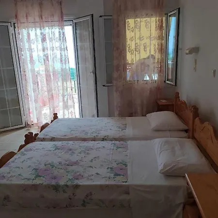 Ampelaki Apartment