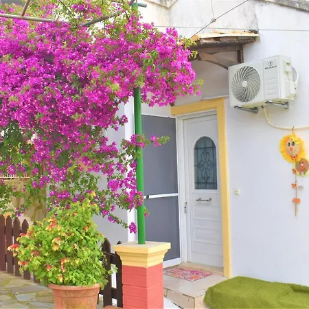 Holiday home Katina House *