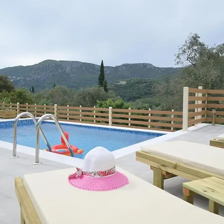 Michalis Villa