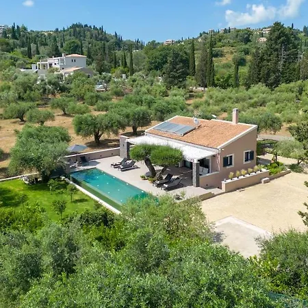 Villa Theolia *