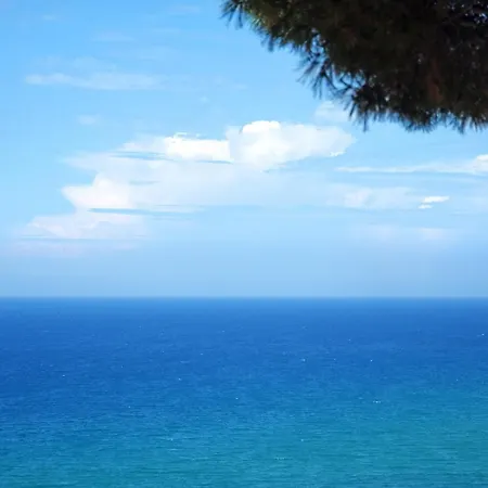 Onar By The Sea *