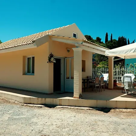 Albert's Place Holiday home *