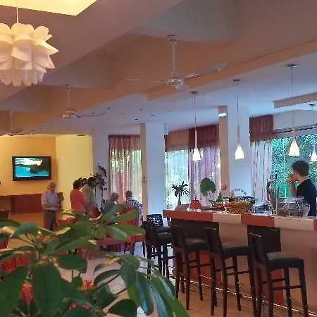 Ipsos Beach Hotel 3*