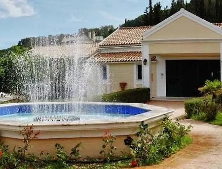 Rebecca's Village Hotel Karousades (Esperies)