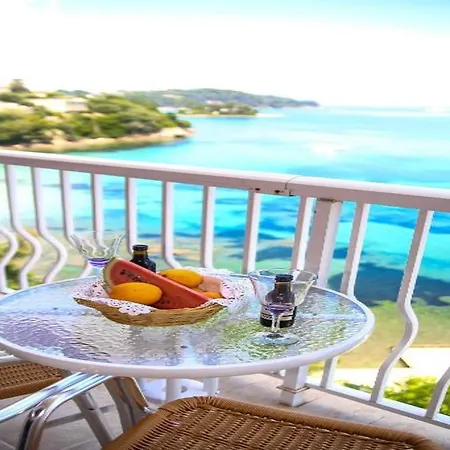 Oasis Hotel 3*