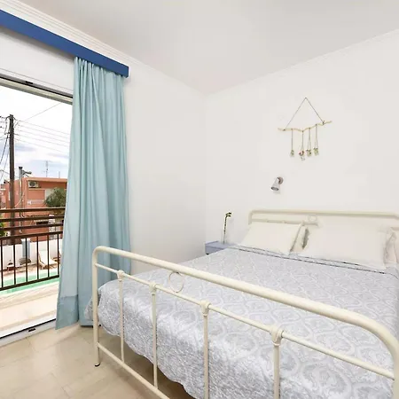 Aquarius Aparthotel 3*