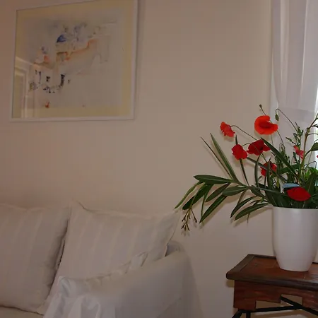 Bay Elegant By Hotelius Apartment *