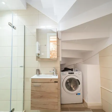 Casa Di Mana Apartment