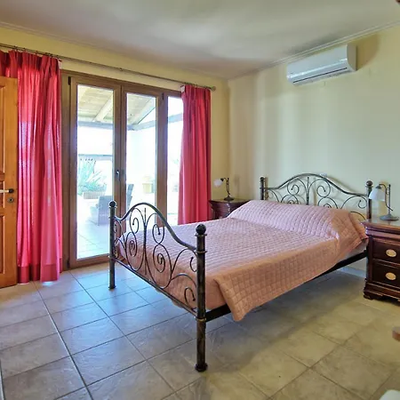 Villa Calypso By Posarellivillas *