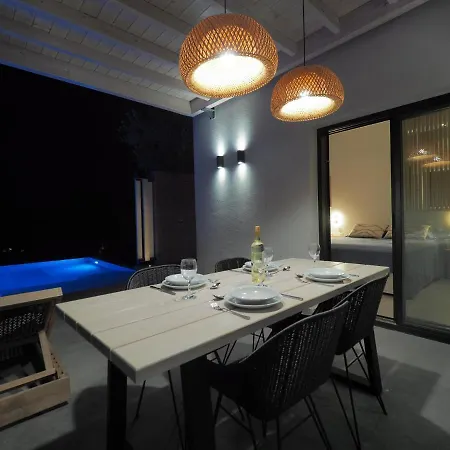 Villa Filio By Vintage Travel