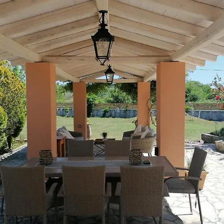 Villa Elissavet By Vintage Travel