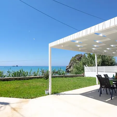 Casa Sabbia 10m From The Holiday home Pelekas