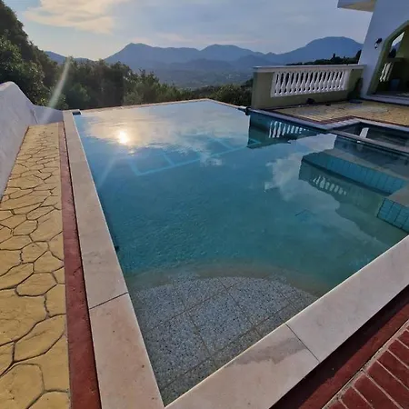 Olive Villa