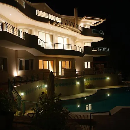 Liberty: Classic Luxury Sea View With Private Pool