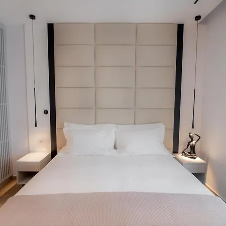 Contessa Bianca Luxury Apartment
