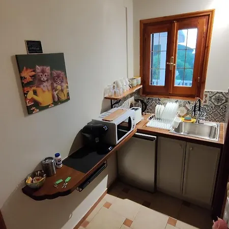 Guest house Guestroom Happynest No.3 Melissia (Corfu)