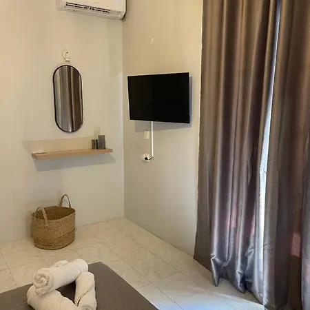 Sidari Centre Apartment *