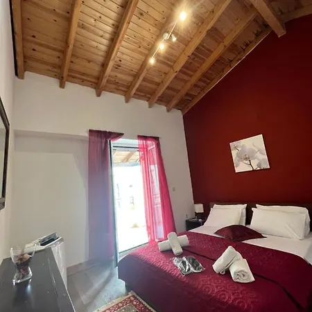 Holiday home Vagelis House -