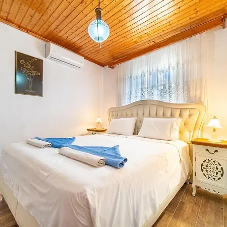 Captain Spiros House Lakones