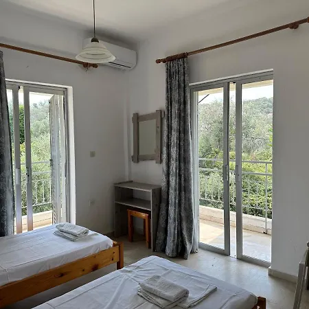 Full House Guest house