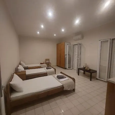 Down Town Apartment's Kavos