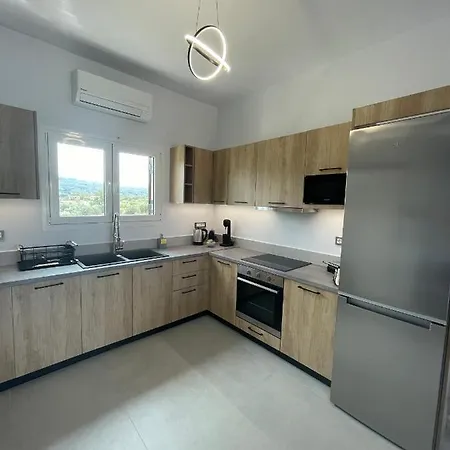Rodelia Apartment *