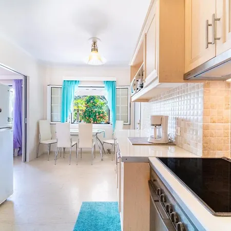 Holiday home Atalanti Gouvia