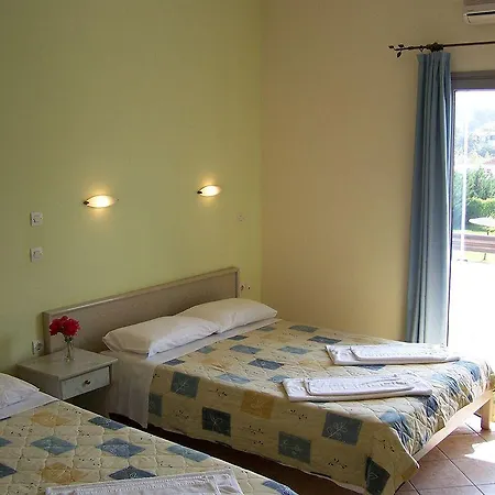 Ninos On The Beach Aparthotel