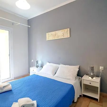 Pyramid Apartment Agios Spyridon (Corfu)