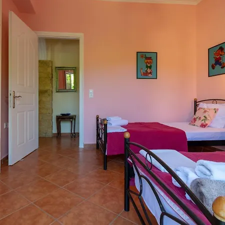 Villa Saia Halikounas