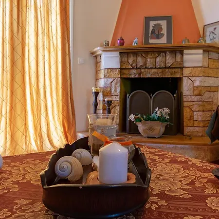 Saia Villa Halikounas
