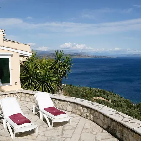 Villa The Saints - Terrace House *