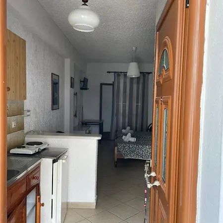Yannis Apartment Barbati