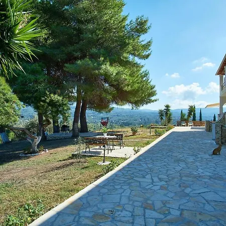 Del Capitano Villa