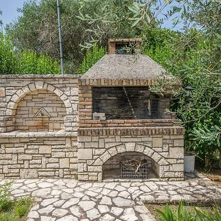 Guest house Areti Astrakeri
