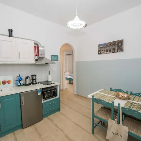 Areti Guest house