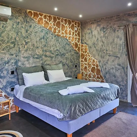Anna Apartment