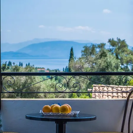 Aggeliki Dassia Aparthotel 2*