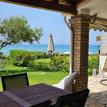 Beachfront A3g Apartment