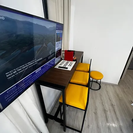 Travelers Luxury Suites, & Apartment