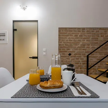 Jonas Port House Apartment *
