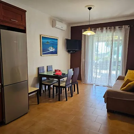 Holiday home Corfu Menigos *