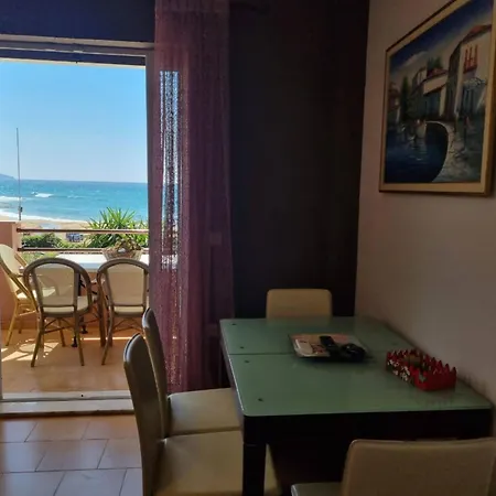Holiday home Corfu Menigos