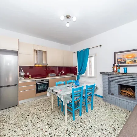 Corfu Seaside - Private Garden Retreat Gouvia