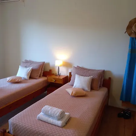 Natassa House 1 * Agios Georgios Pagon