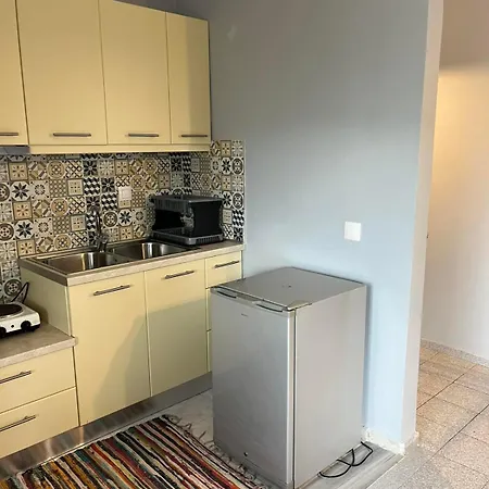 Apartment Alexandra's Little House Vatos