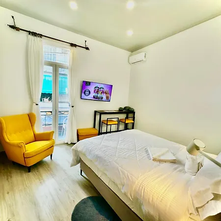 Apartment Travelers Luxury Suites, &
