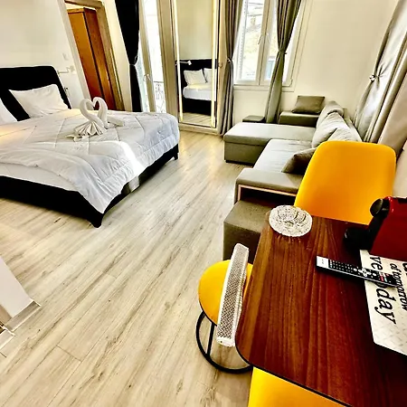 Travelers Luxury Suites, & * Corfu (city)